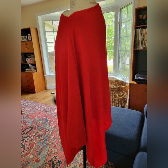 Red Cape Sweater - Picture 3 of 6